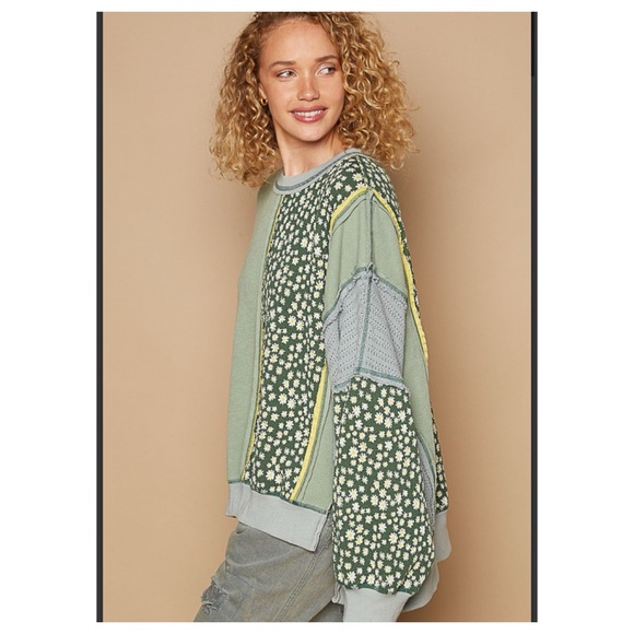 POL oversized thermal floral top - Picture 4 of 6